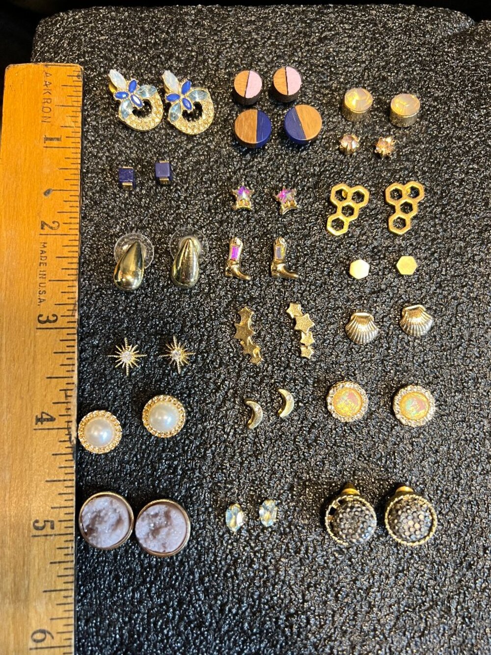 Lot of 20 Pairs Goldtone Post Earrings